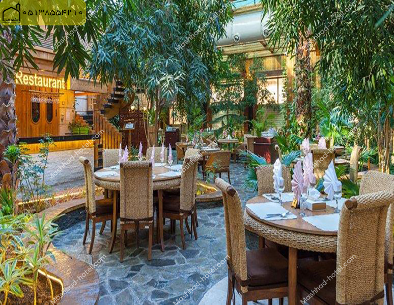 رستوران روف گاردن