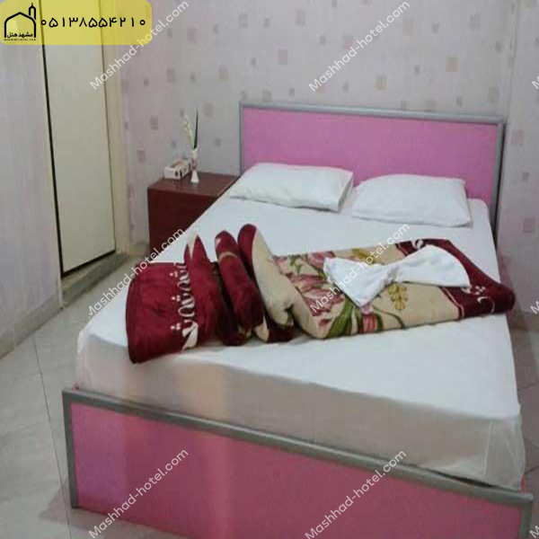 سوئیت 5 تخته خوابدار فولبرد (1 تخت دبل و 3 تخت سینگل)
