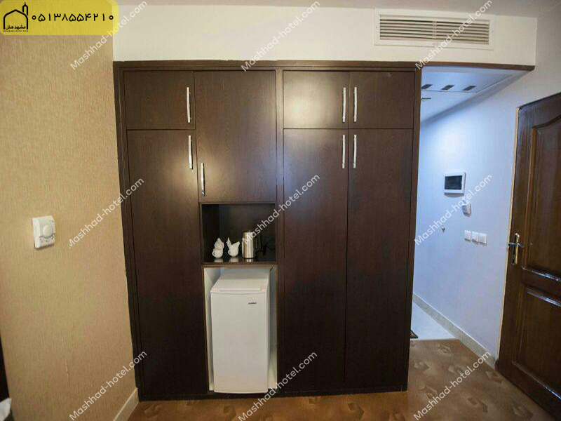 اتاق شش تخته با ظرفیت شش نفر