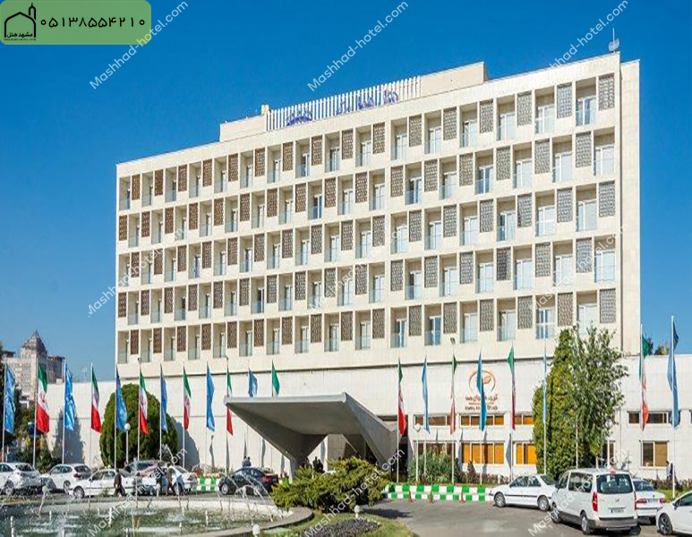 اتاق یک تخته با ظرفیت یک نفر